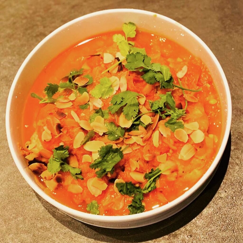 Marokkaanse kip met rijkgevulde couscous