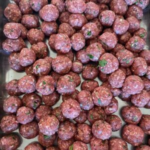 Gehaktballetjes in tomatensaus