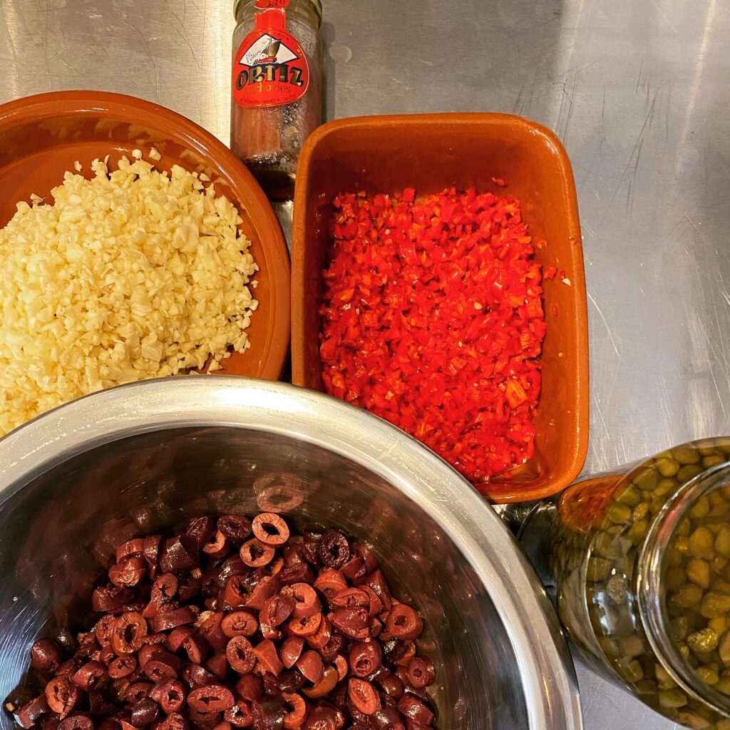 Pastasaus Puttanesca
