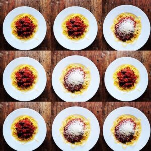 UITVERKOOP Pastasaus alla Norma (v)
