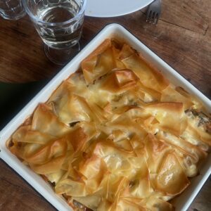 Griekse bonen met feta en filodeeg (v)