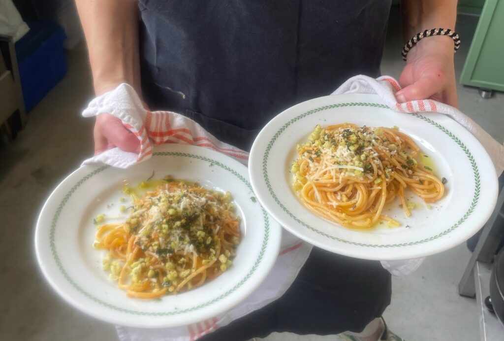 Pasta met uienragù